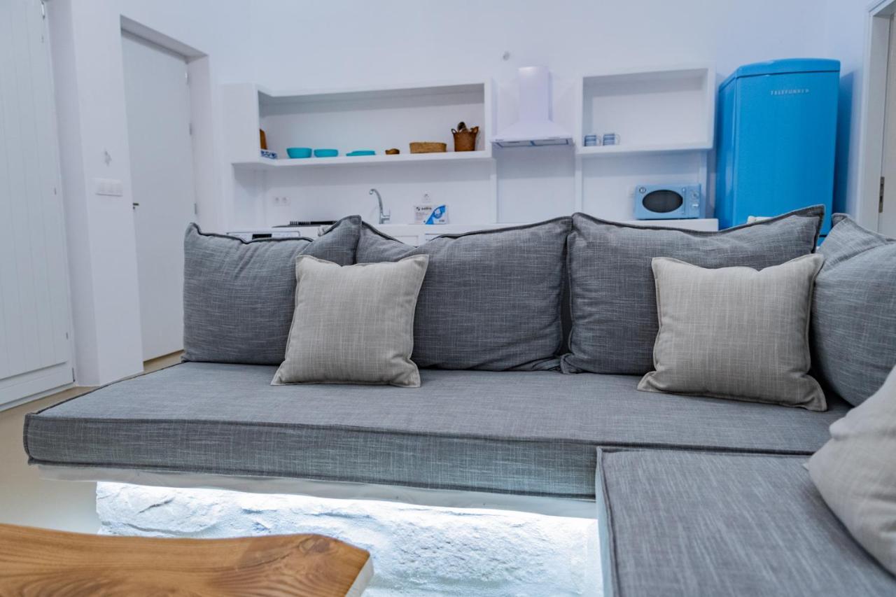 Aegean Feelings Villa Piso Livadi Buitenkant foto
